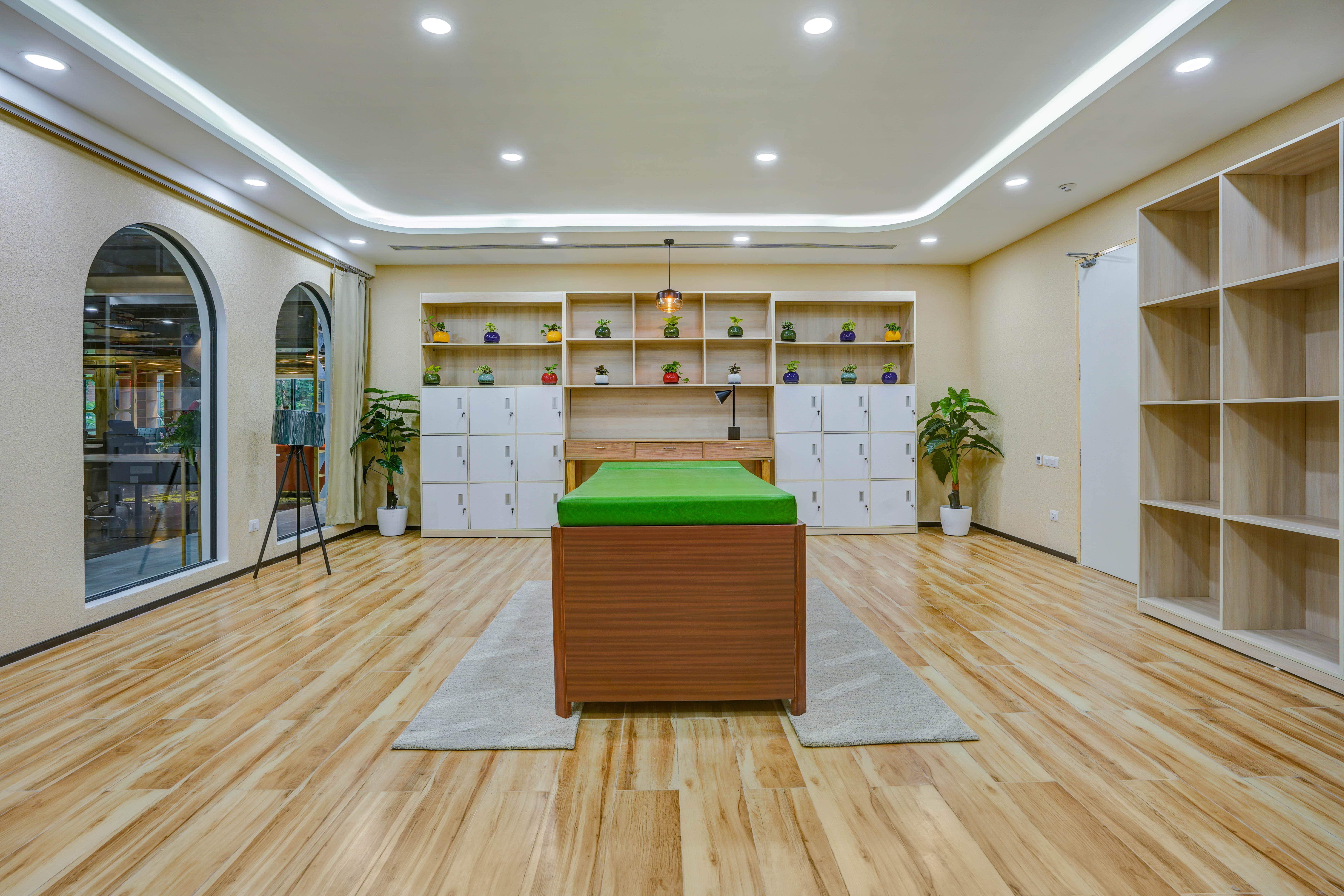 Simple Office Design            